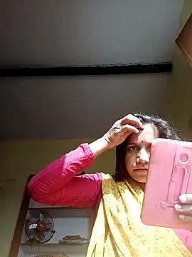 Snapshot of Karishma_singh chatting on February 4, 9:15 am Karishma singh online show from February 4, 9:15 am