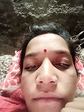 Snapshot of Karishma_singh chatting on February 5, 10:58 pm Karishma singh online show from February 5, 10:58 pm