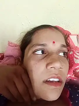 Snapshot of Karishma_singh chatting on February 6, 2:42 pm Karishma singh online show from February 6, 2:42 pm