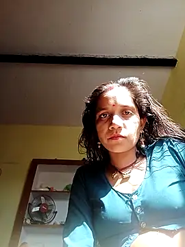 Snapshot of Karishma_singh chatting on February 7, 8:07 am Karishma singh online show from February 7, 8:07 am