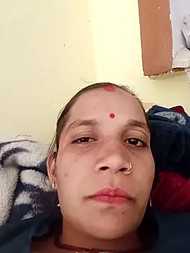 Snapshot of Karishma_singh chatting on February 9, 8:29 am Karishma singh online show from February 9, 8:29 am