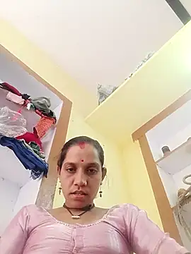 Snapshot of Karishma_singh chatting on February 15, 7:51 am Karishma singh online show from February 15, 7:51 am