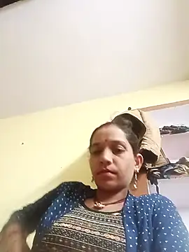 Snapshot of Karishma_singh chatting on February 24, 3:32 pm Karishma singh online show from February 24, 3:32 pm