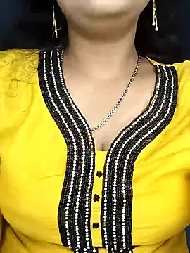 Snapshot of Deshi_bhabhi143 chatting on January 13, 5:57 am Deshi bhabhi143 online show from January 13, 5:57 am