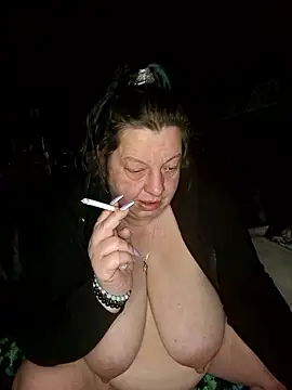 Snapshot of tigresse3 chatting on January 7, 10:45 pm tigresse3 online show from January 7, 10:45 pm