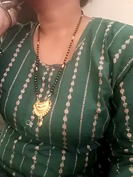 ritu7755 online show from April 4, 6:33 am