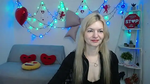 Snapshot of MelissaTyler chatting on February 1, 6:12 am MelissaTyler online show from February 1, 6:12 am