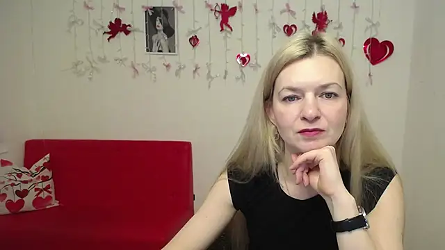 Snapshot of MelissaTyler chatting on February 7, 12:09 pm MelissaTyler online show from February 7, 12:09 pm
