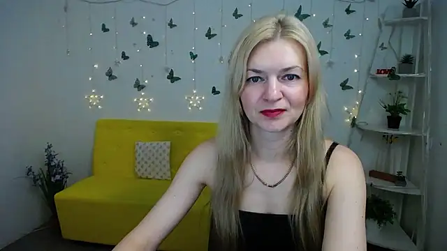 Snapshot of MelissaTyler chatting on March 13, 12:45 pm MelissaTyler online show from March 13, 12:45 pm