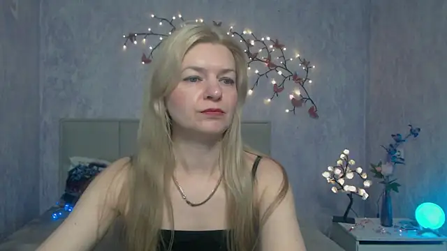 Snapshot of MelissaTyler chatting on March 14, 6:19 am MelissaTyler online show from March 14, 6:19 am