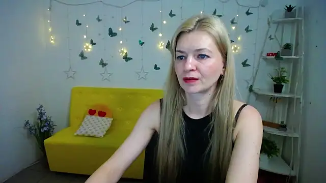 Snapshot of MelissaTyler chatting on March 18, 12:08 pm MelissaTyler online show from March 18, 12:08 pm