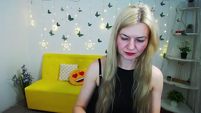 Snapshot of MelissaTyler chatting on March 26, 12:33 pm MelissaTyler online show from March 26, 12:33 pm