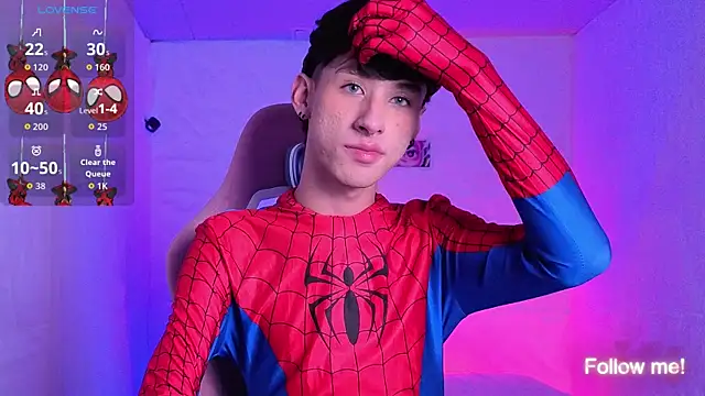 Snapshot of Kitsuneplay_ chatting on January 9, 2:47 am Kitsuneplay online show from January 9, 2:47 am