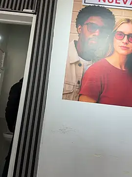 Latin Paisa Boy online show from March 25, 8:59 pm