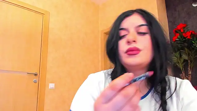 NayaNoirX online show from February 23, 8:06 pm