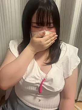 Snapshot of Mikami_00122 chatting on June 11, 2:15 pm Mikami 00122 online show from June 11, 2:15 pm