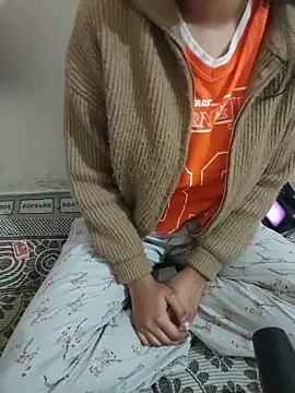 Snapshot of geetanjali_singh chatting on February 4, 12:33 pm geetanjali singh online show from February 4, 12:33 pm