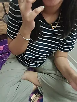 Snapshot of geetanjali_singh chatting on February 26, 7:46 pm geetanjali singh online show from February 26, 7:46 pm