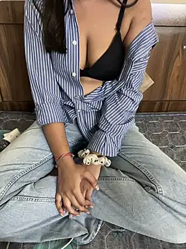 Snapshot of geetanjali_singh chatting on April 7, 6:41 pm geetanjali singh online show from April 7, 6:41 pm