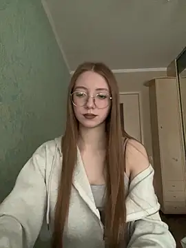 Eseniya  online show from February 6, 10:40 am