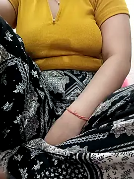 ShamaParvin online show from February 3, 5:07 pm