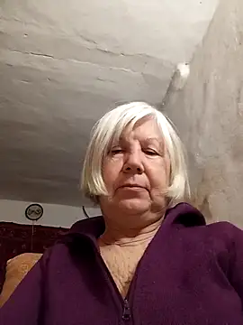 Snapshot of KlaudiaDarling chatting on February 11, 9:20 pm KlaudiaDarling online show from February 11, 9:20 pm