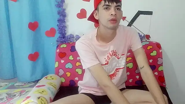 nico22love online show from February 16, 2:13 pm