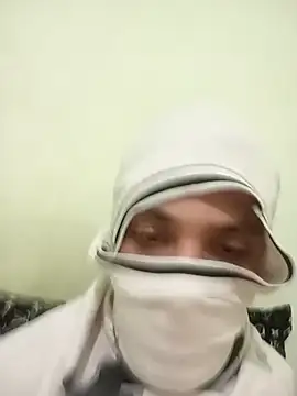 Snapshot of Zackttth chatting on January 18, 10:02 pm Zackttth online show from January 18, 10:02 pm