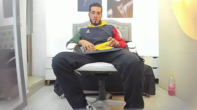 marc ruffa online show from April 13, 11:48 am