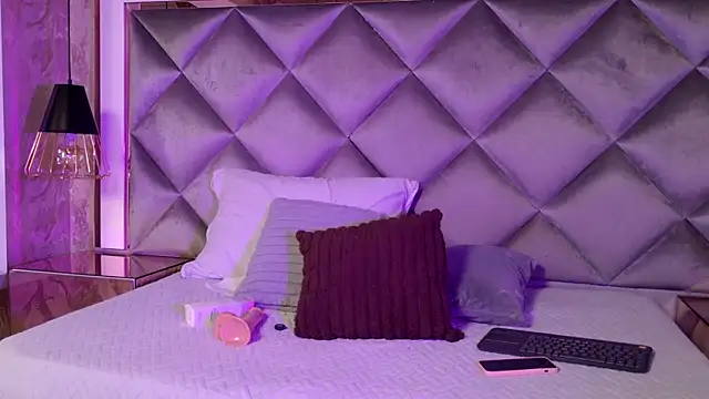 emily greco online show from January 13, 7:41 pm