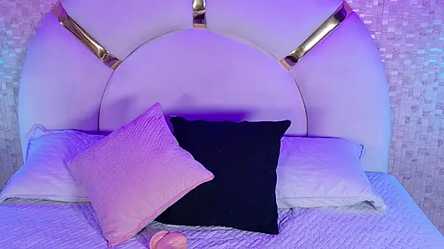 emily greco online show from January 15, 7:28 pm