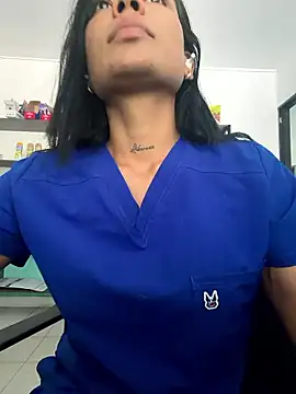 Snapshot of Sarah_Hinata chatting on January 7, 4:20 pm Sarah Hinata online show from January 7, 4:20 pm