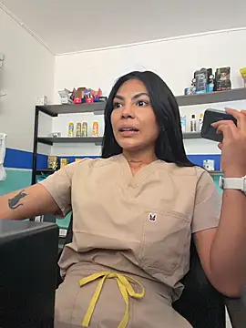 Snapshot of Sarah_Hinata chatting on January 8, 1:35 pm Sarah Hinata online show from January 8, 1:35 pm