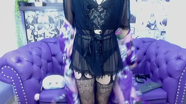 Luna Winstonn online show from January 8, 1:46 pm