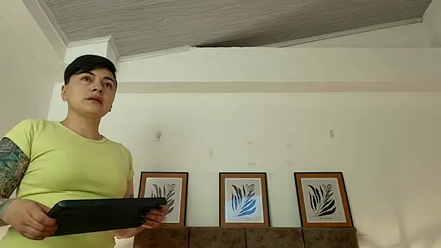 kat paradise online show from March 5, 11:39 am