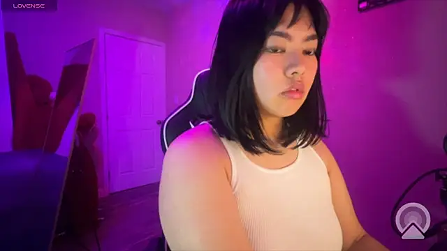 kuromixx444 online show from February 20, 9:21 am