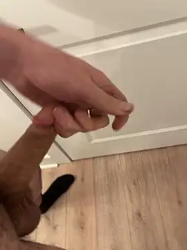 Snapshot of jasons1234 chatting on February 10, 1:53 am jasons1234 online show from February 10, 1:53 am