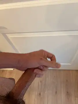 Snapshot of jasons1234 chatting on April 5, 2:58 pm jasons1234 online show from April 5, 2:58 pm