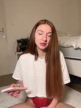 Snapshot of xvicoo chatting on February 23, 3:37 am xvicoo online show from February 23, 3:37 am