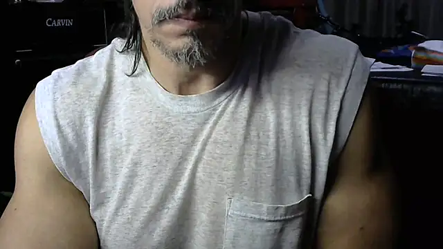 Snapshot of koolchillfun696969 chatting on June 25, 3:50 am koolchillfun696969 online show from June 25, 3:50 am