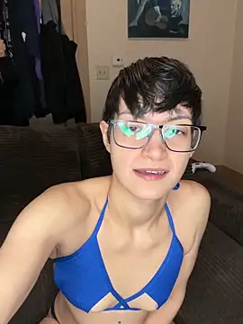 FaiiryArii online show from April 9, 4:34 am