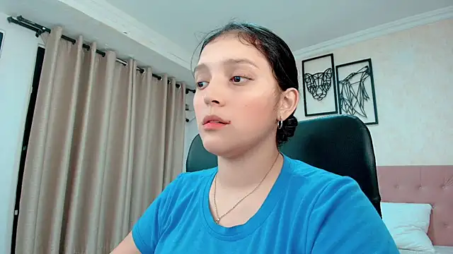 littlemolly walcott online show from March 6, 1:13 am