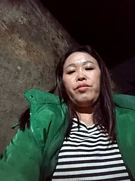 dakota-kis online show from February 8, 12:52 pm