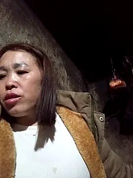 dakota-kis online show from March 17, 11:46 am