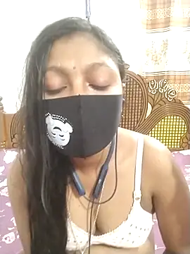 sumi couele18 online show from April 13, 6:35 pm