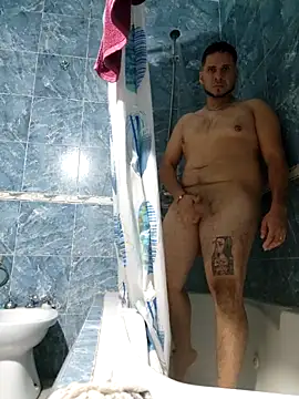 Snapshot of Brokkenwolf chatting on March 28, 12:32 am Brokkenwolf online show from March 28, 12:32 am