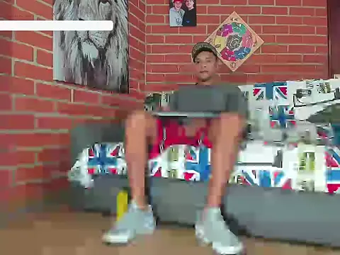 Snapshot of naughty_master_ chatting on April 2, 1:47 am naughty master online show from April 2, 1:47 am