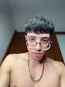 ArthurDavies  online show from February 26, 8:35 am