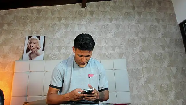 Snapshot of Liam_Mush chatting on May 19, 8:48 pm Liam Mush online show from May 19, 8:48 pm