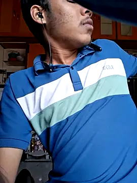 Snapshot of yourpussylover_20 chatting on January 15, 5:56 am yourpussylover 20 online show from January 15, 5:56 am